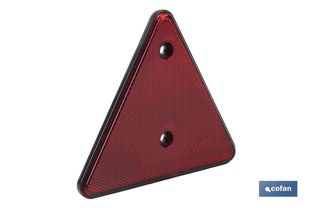 Catadióptrico triangular rojo con 2 agujeros para remolques | Medidas: 165 x 145 mm | Ideal para seguridad vial